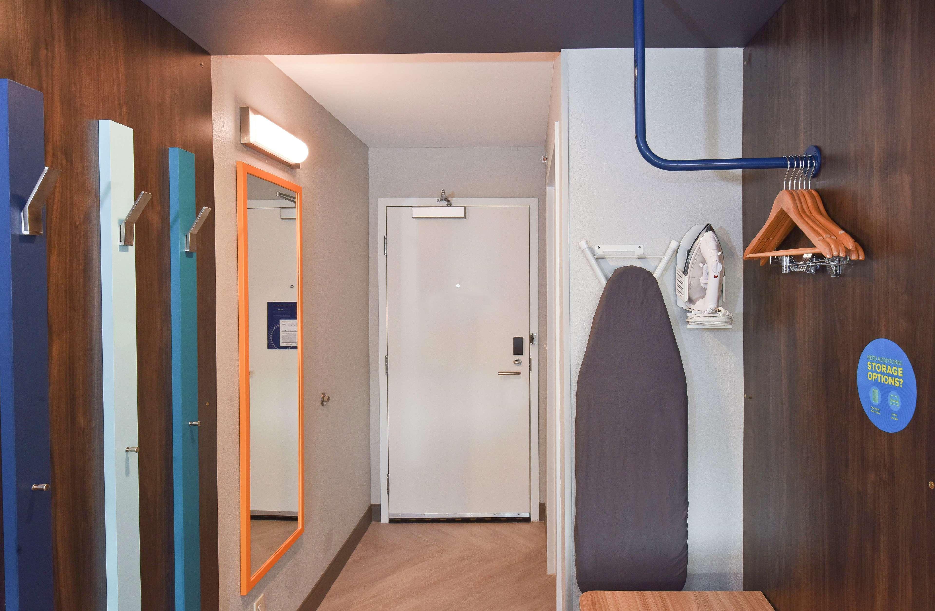 Tru By Hilton Lawrence Hotell Eksteriør bilde